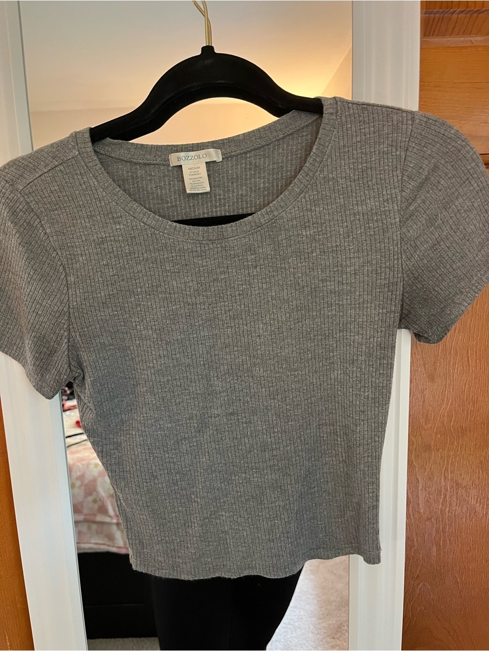Bozzolo Gray Ribbed Short Sleeve Crop Tee